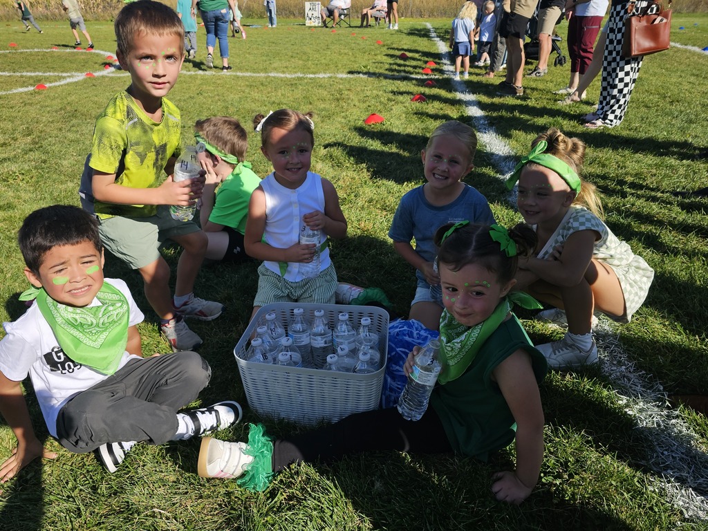 Kindergarteners at the fun run