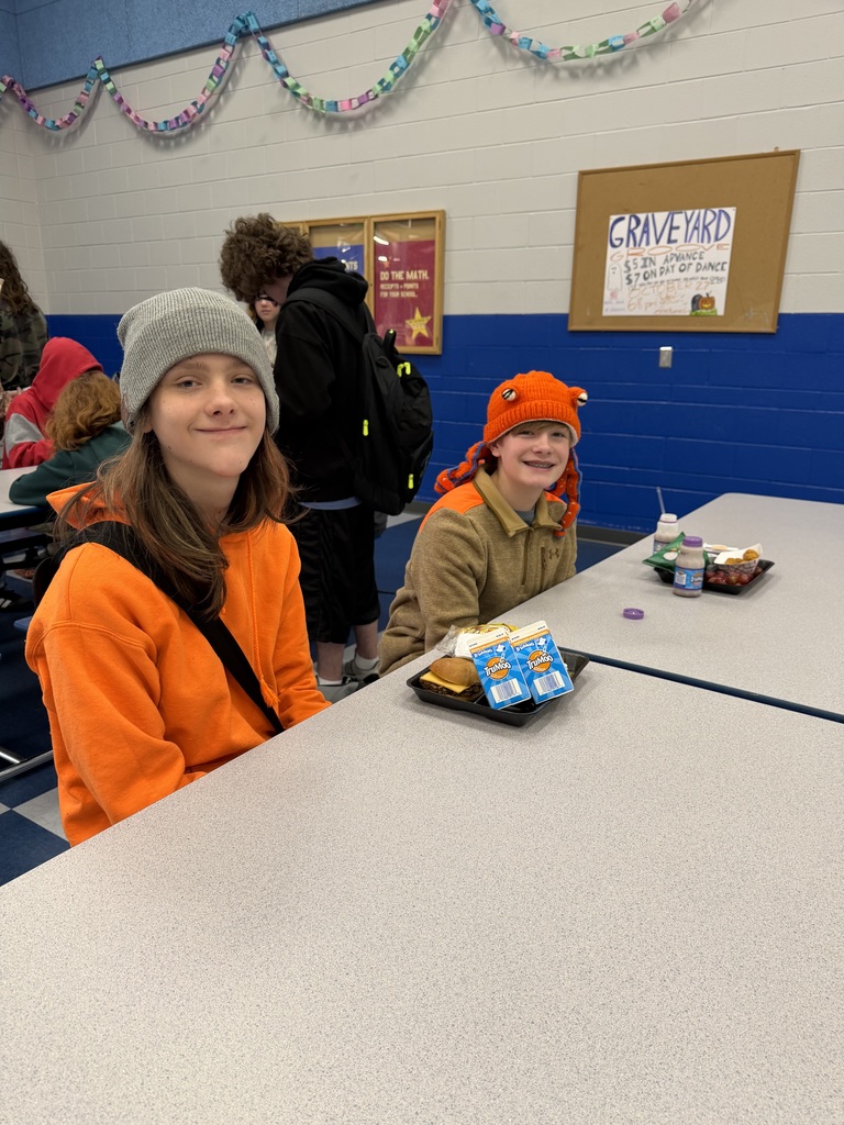 two kids at lunch