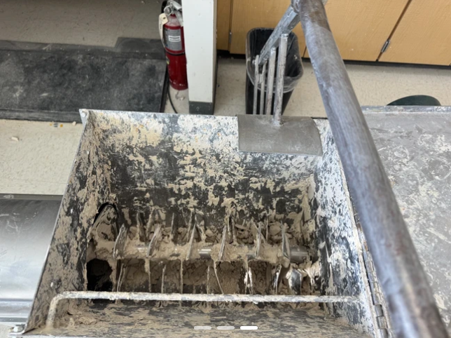 Current Art Department Pugmil, Inside