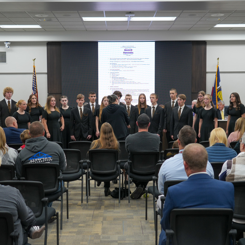 Roy High Chamber Choir