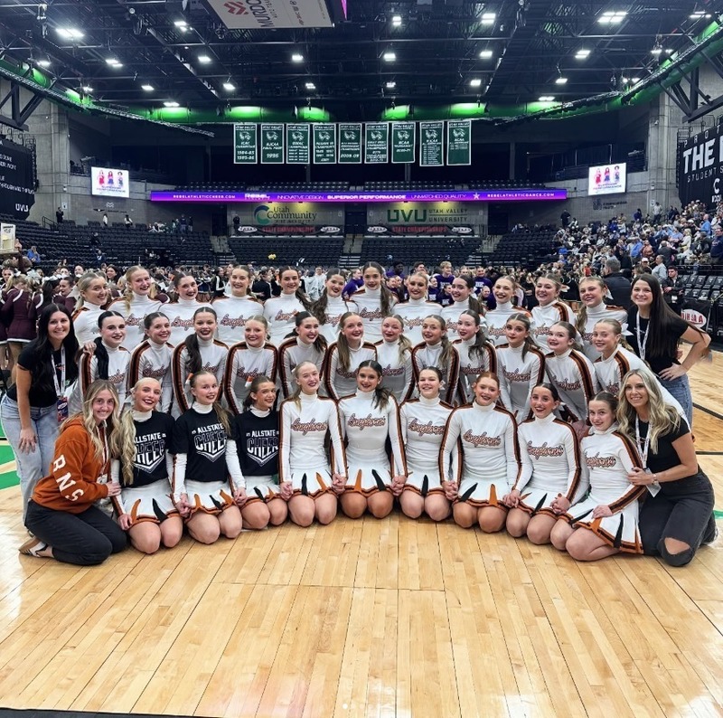 West Field Cheerleaders