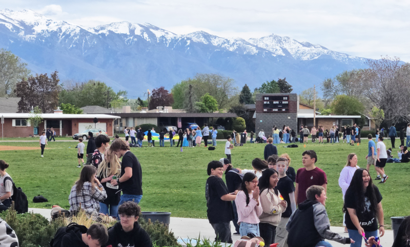 Photos of Roy Jr Students at the PBIS March Yourself to Class Reward Recess