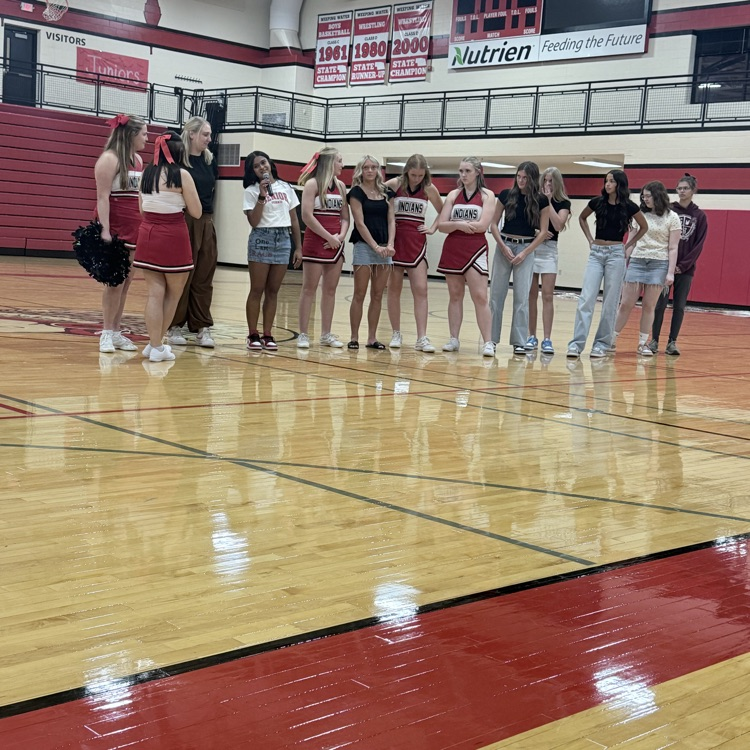 cheerleaders interviewing teams