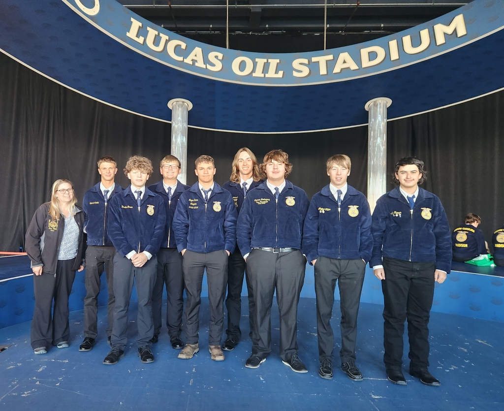 Eight FFA Weldon Valley members and advisor 