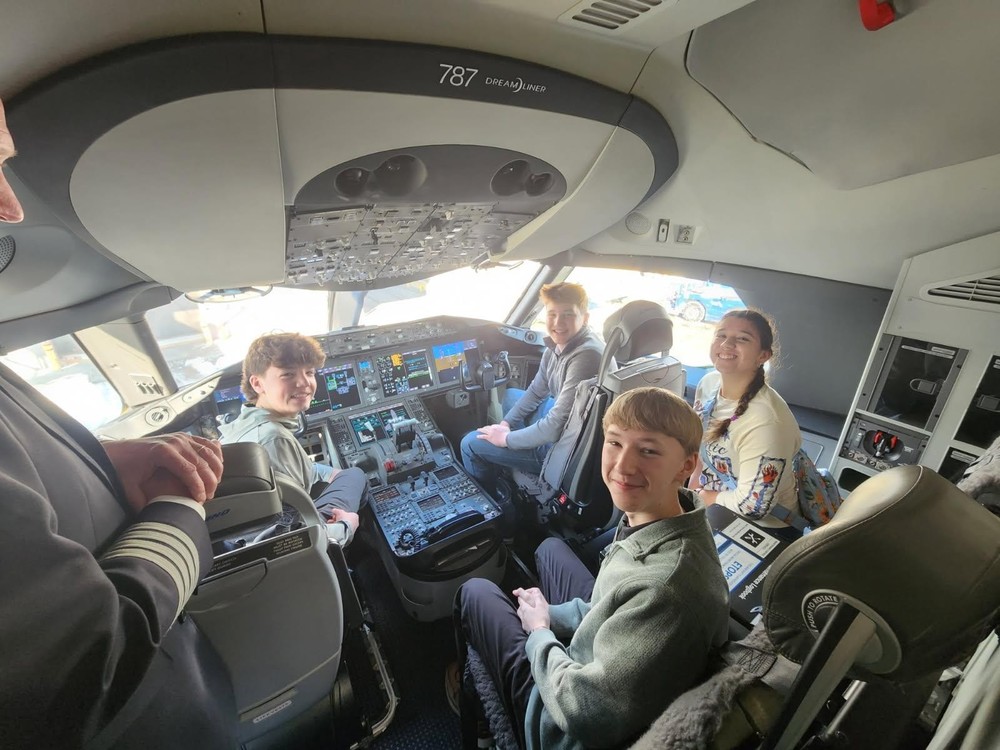 Aviation Classes at WAHS