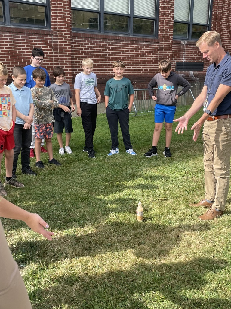 students watching diet coke mentos