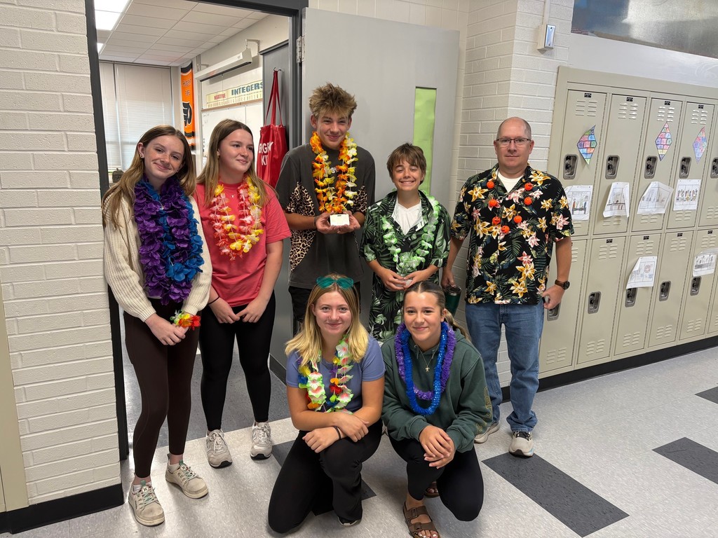 Students dressed in Hawaiian