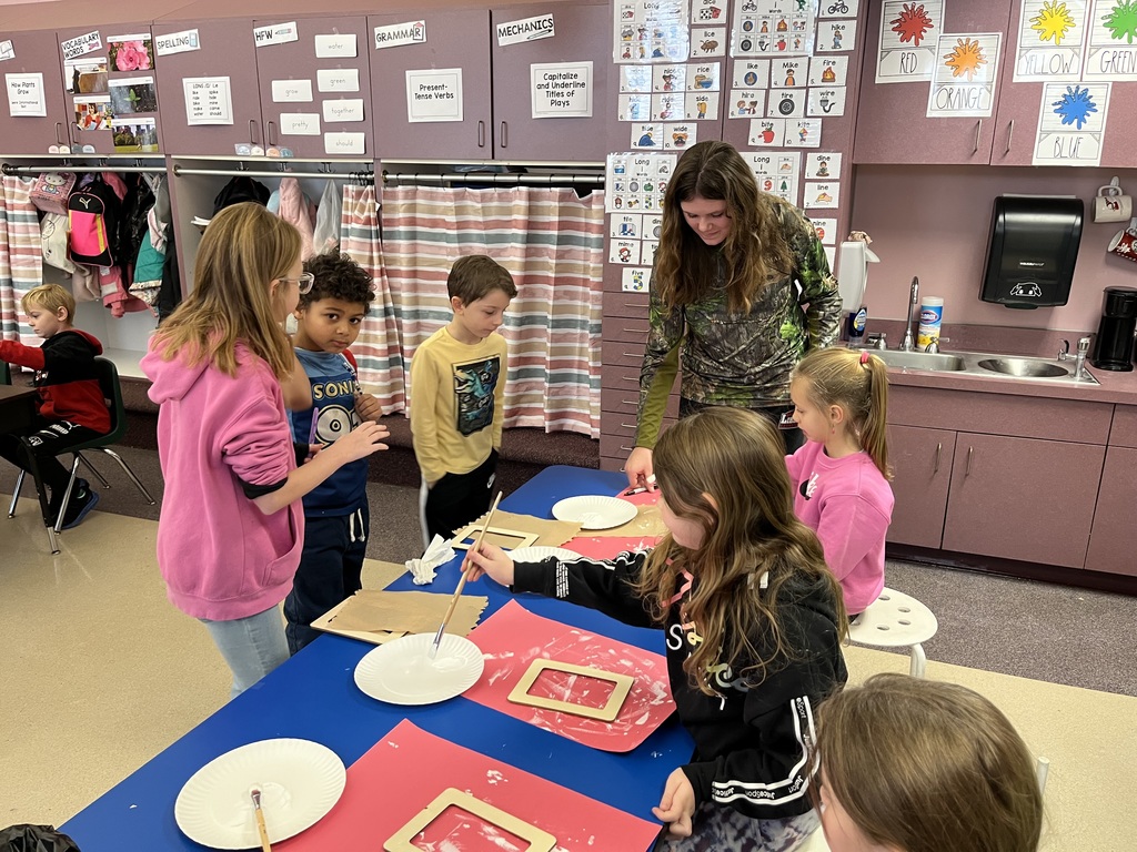 Students making crafts