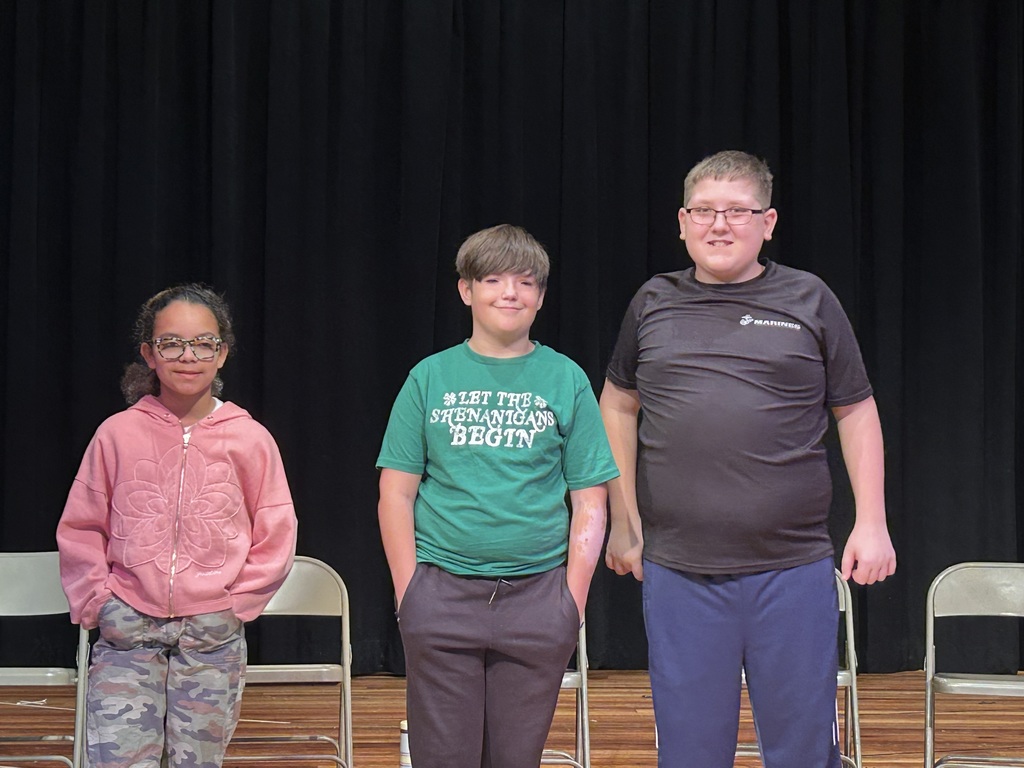 Spelling bee contestant