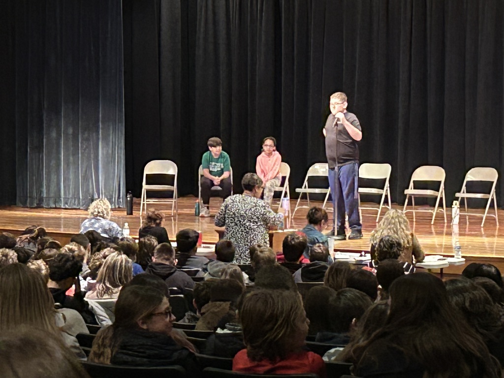 Spelling bee contestant