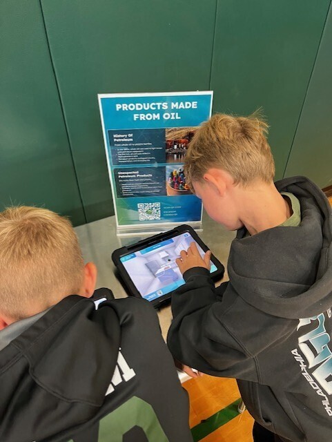 Students at energy presentation