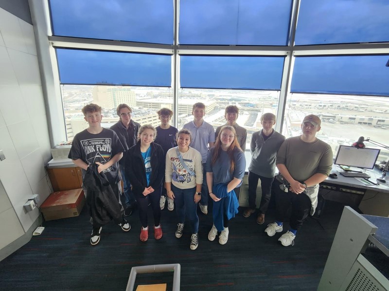 Picture of students on the trip