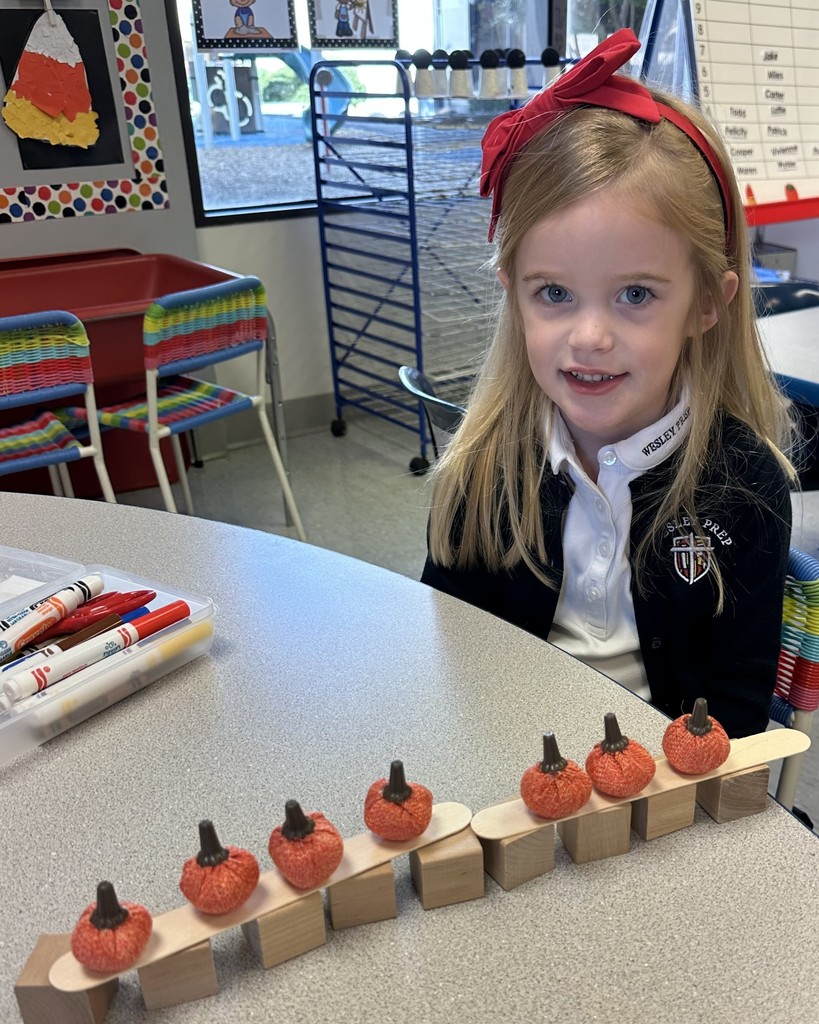 PreK 4 STEM lesson on pumpkins