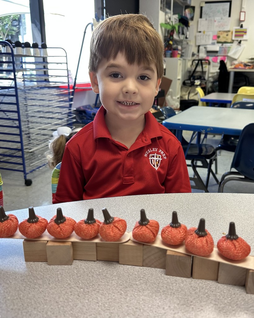 PreK 4 STEM lesson on pumpkins