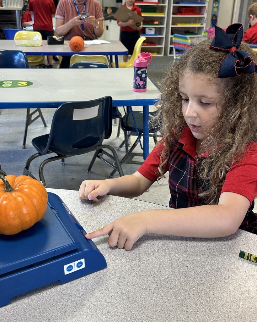 PreK 4 STEM lesson on pumpkins