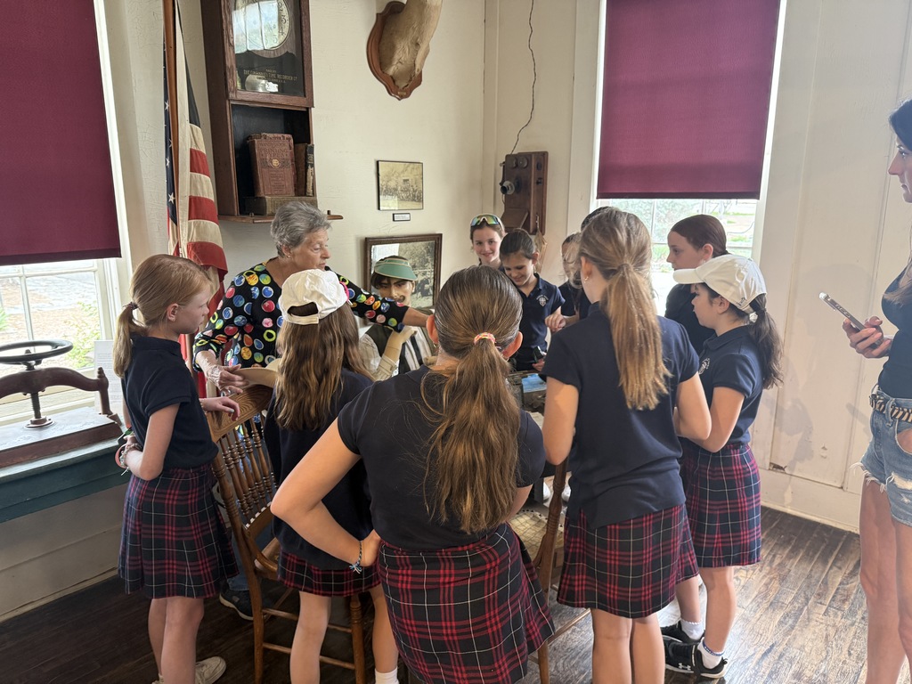 Fourth graders on their Texas History trip.