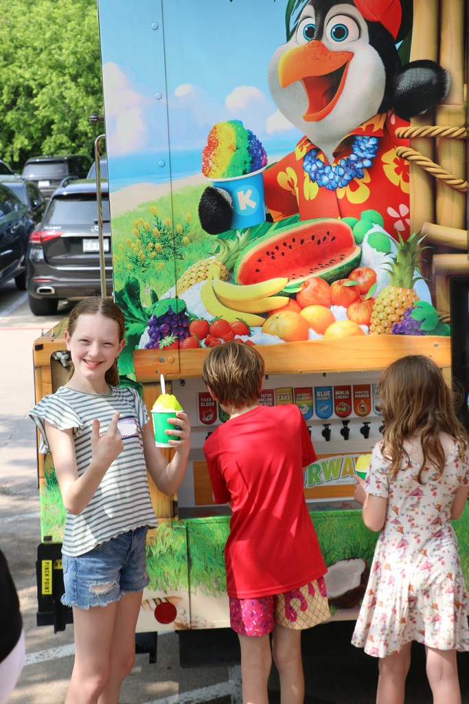 Enjoying Kona Ice at the New Families Gathering!