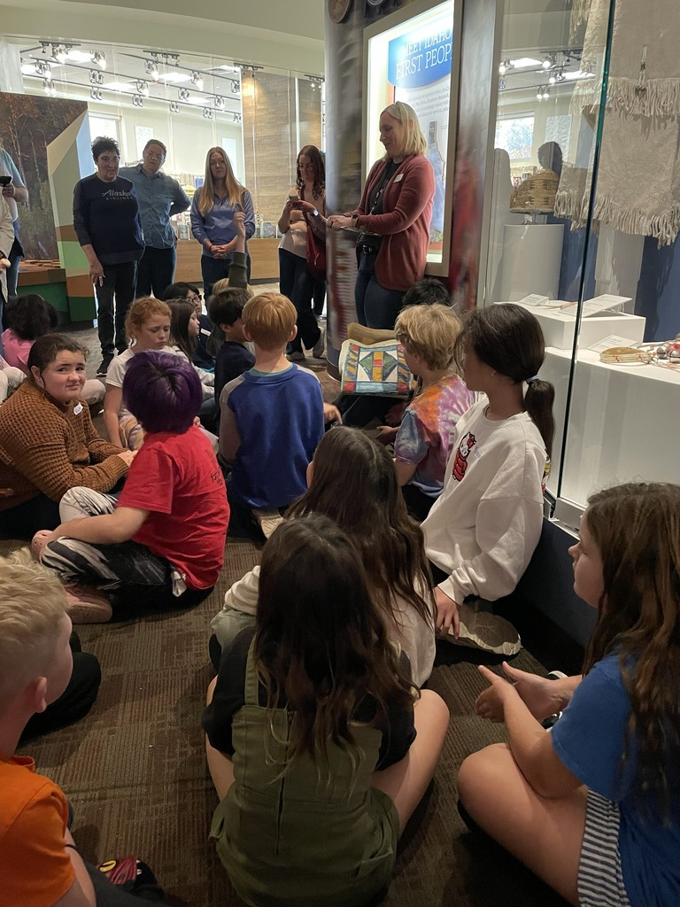 4th graders at the Idaho History Museum