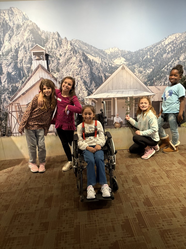 4th graders at the Idaho History Museum