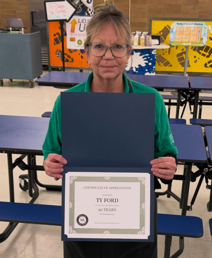 Picture of Ty Ford celebrating her 20 years of service