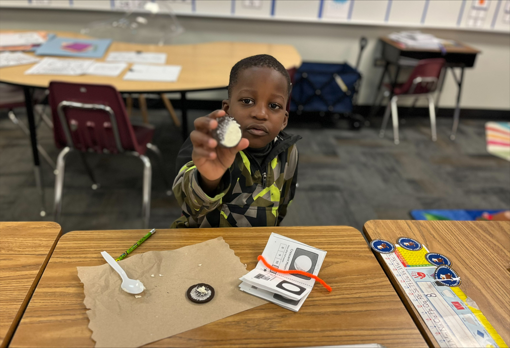 children working in a classroom 
