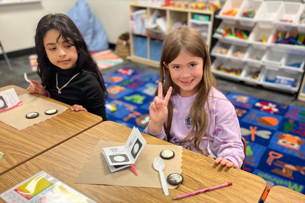 children working in a classroom 