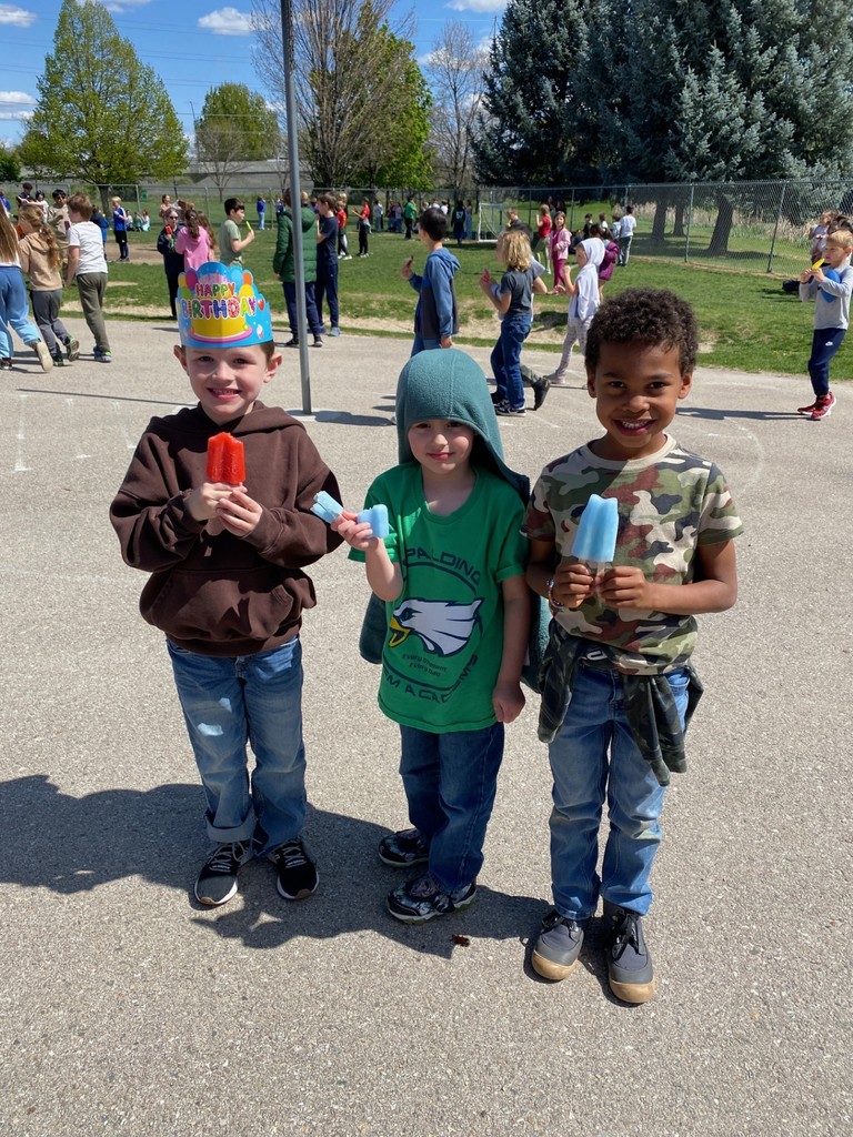 Kindergartners enjoying popsicles