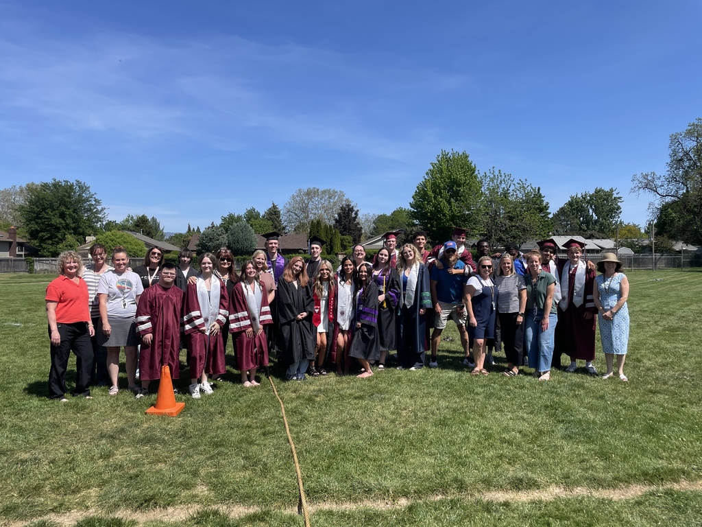 The Class of 2026 with their elementary school teachers. 
