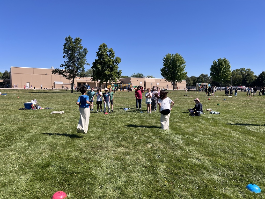 4th graders doing the potato sack race