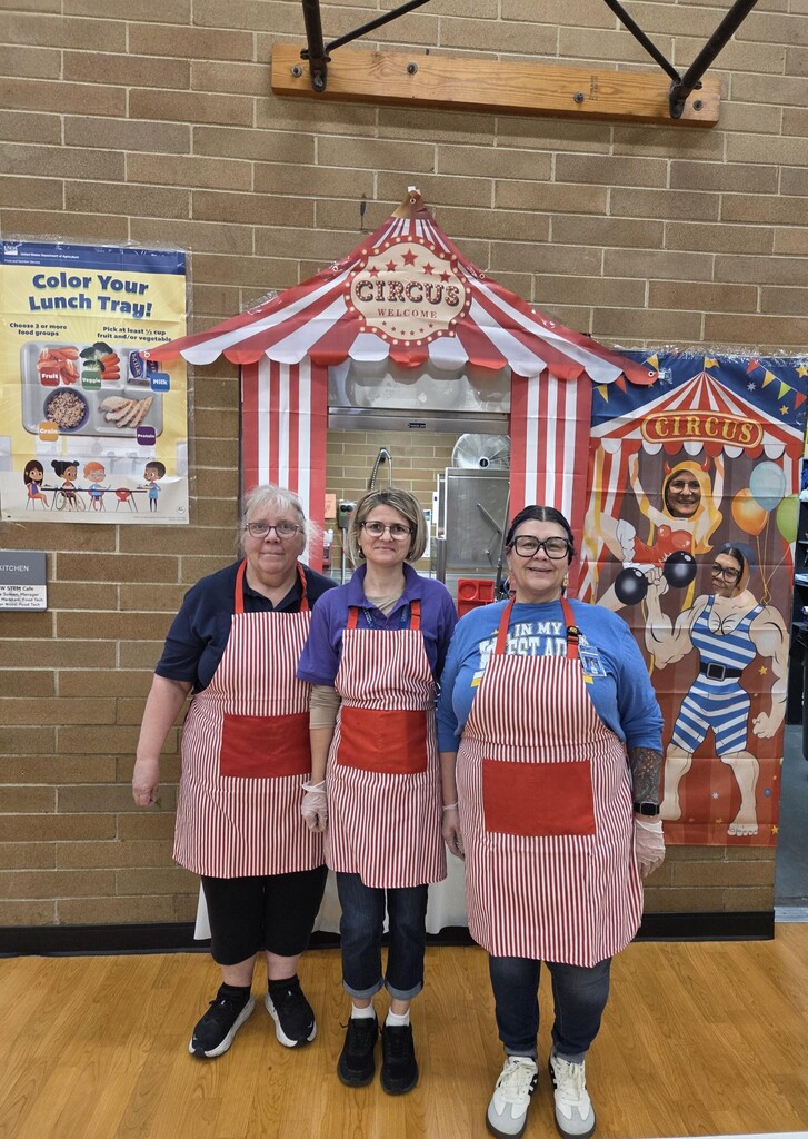 Lunch Staff standing 