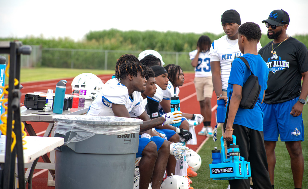 Last Thursday’s scrimmage was a solid test for our squad. The Pelicans showed heart and hustle as we gear up for the season. Thanks to everyone who came out to support! 💙🐦 #PelicanPride #PAHSFootball