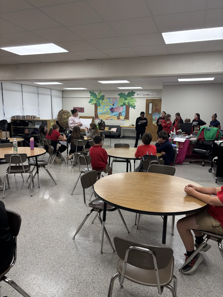 Learning about food safety in 4H.