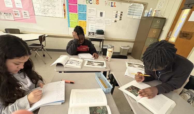 Block 4 learning lots in ELA 📝📙📒