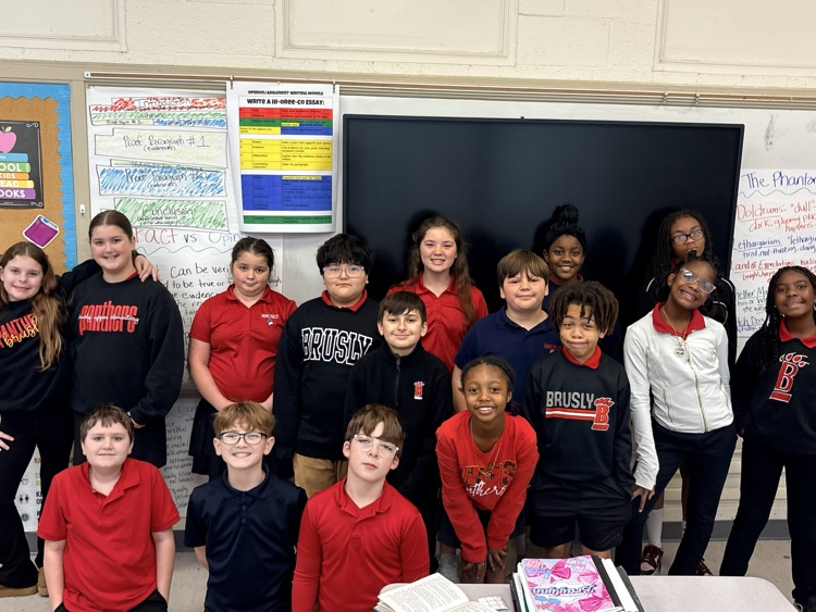 Homeroom in ELA had lots of smiling faces this morning! ☀️ 