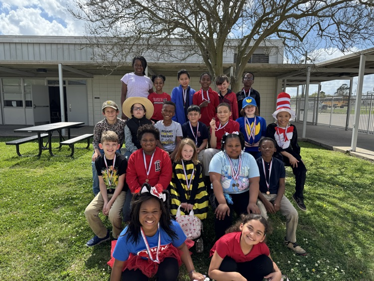 Third grade Our 2nd Graders that participated in the STEM Challenge today did an amazing job representing Lukeville.