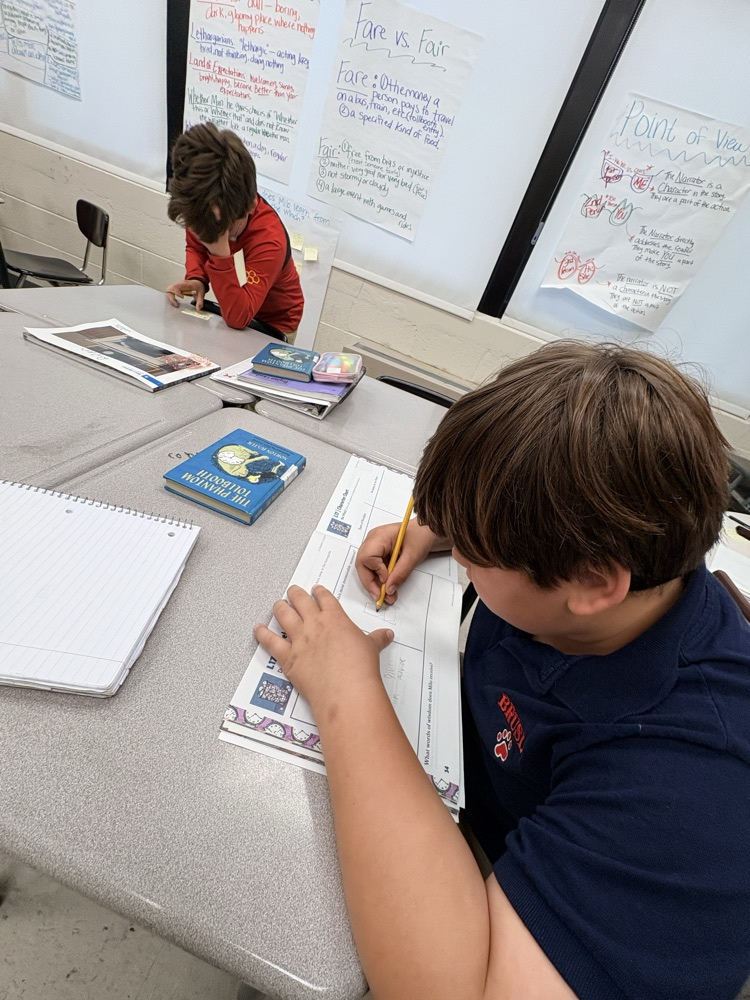 Chalk Talk this morning in ELA 📖📋📝