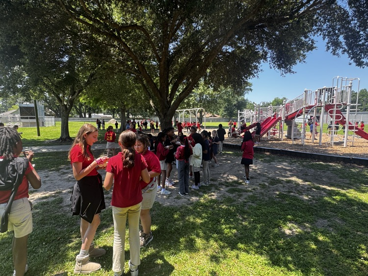 students earning nachos
