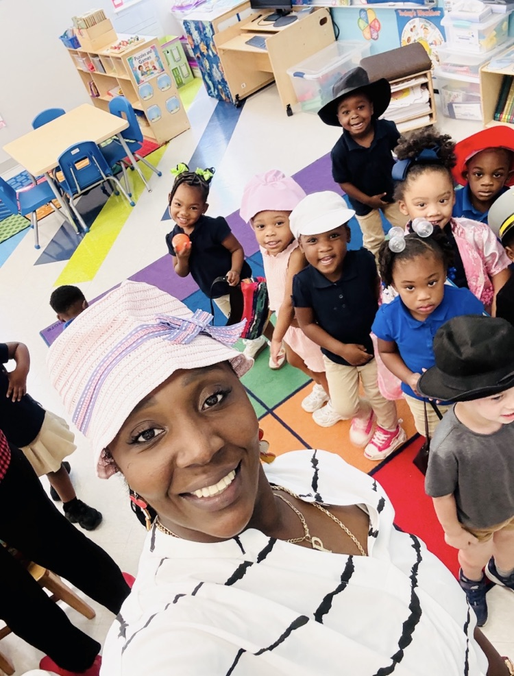 Storytime in Ms. Butler and Mrs. Byrd's was all about Aunt Jessie's Hats. Aunt Jessie brought her hat collection to their classroom. 