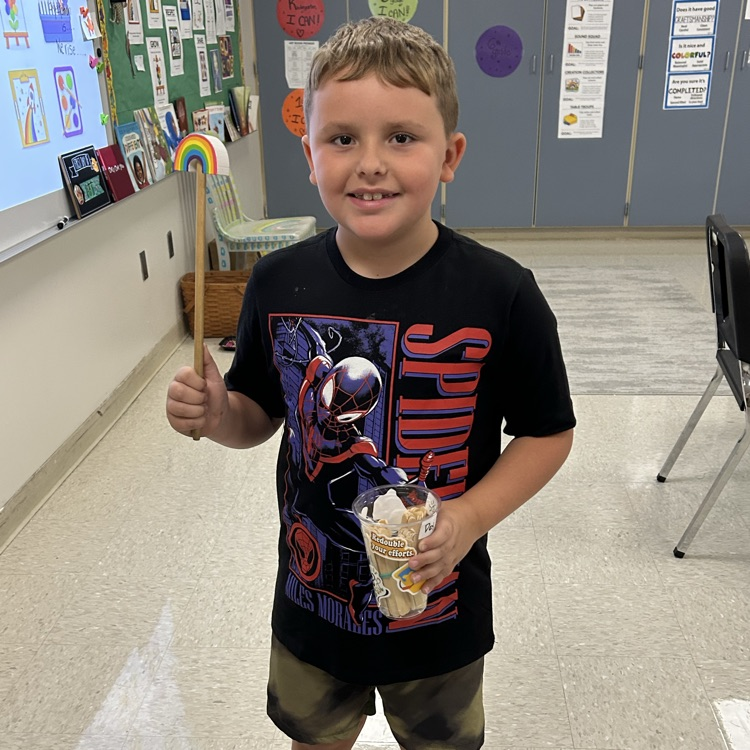 Baylor was a great leader this week in art class!