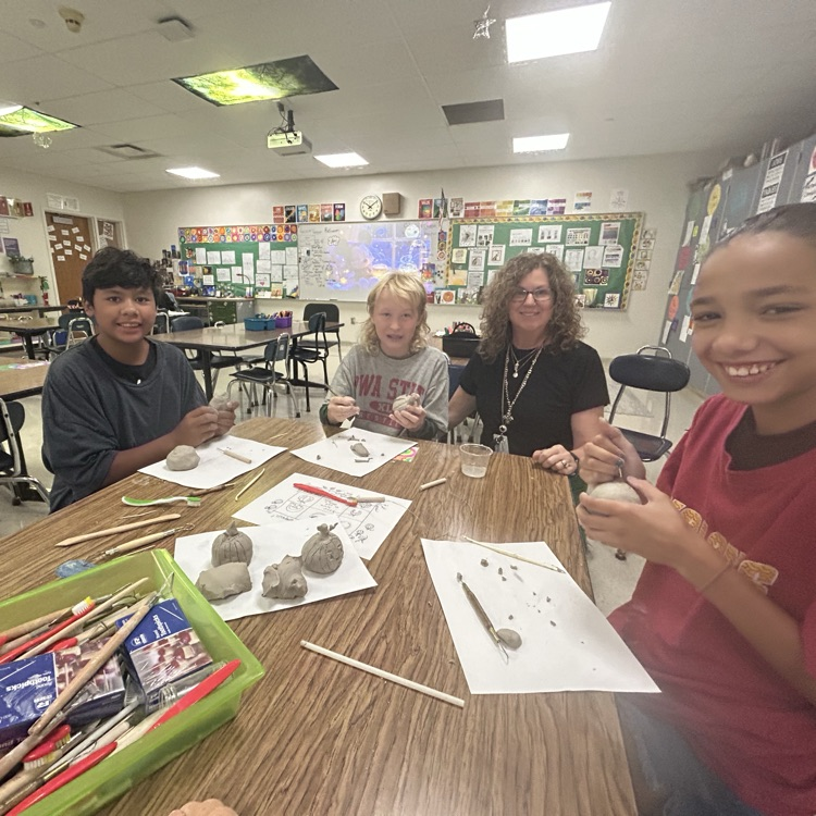 exploring with different clay tools
