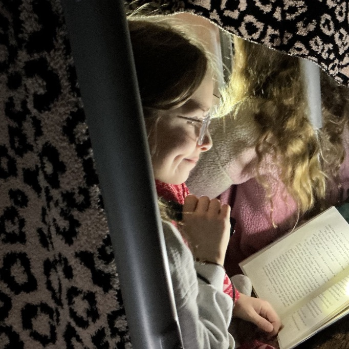 flash light reading is the best
