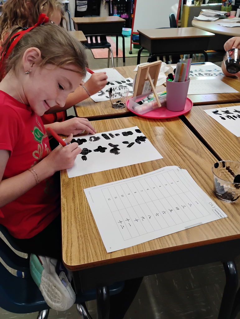 🌏 Learning Beyond Borders at West Carroll Primary 🌏 Second graders in Mrs. Brittany Watson’s class are diving into Chinese culture—right from their classroom in McLemoresville! This week, students practiced writing Chinese numbers 1–10 with paintbrushes, gaining a hands-on introduction to Chinese calligraphy and the beauty of a new language. More than just writing, these young learners are discovering how to see the world through different eyes—and building respect for cultures beyond their own. Big learning starts small at WCSSD. #WCPrimaryPride #WestCarrollTN #SmallSchoolBigOpportunities #GlobalLearning #StudentSuccess #CulturalConnections