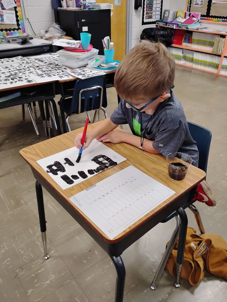 🌏 Learning Beyond Borders at West Carroll Primary 🌏 Second graders in Mrs. Brittany Watson’s class are diving into Chinese culture—right from their classroom in McLemoresville! This week, students practiced writing Chinese numbers 1–10 with paintbrushes, gaining a hands-on introduction to Chinese calligraphy and the beauty of a new language. More than just writing, these young learners are discovering how to see the world through different eyes—and building respect for cultures beyond their own. Big learning starts small at WCSSD. #WCPrimaryPride #WestCarrollTN #SmallSchoolBigOpportunities #GlobalLearning #StudentSuccess #CulturalConnections