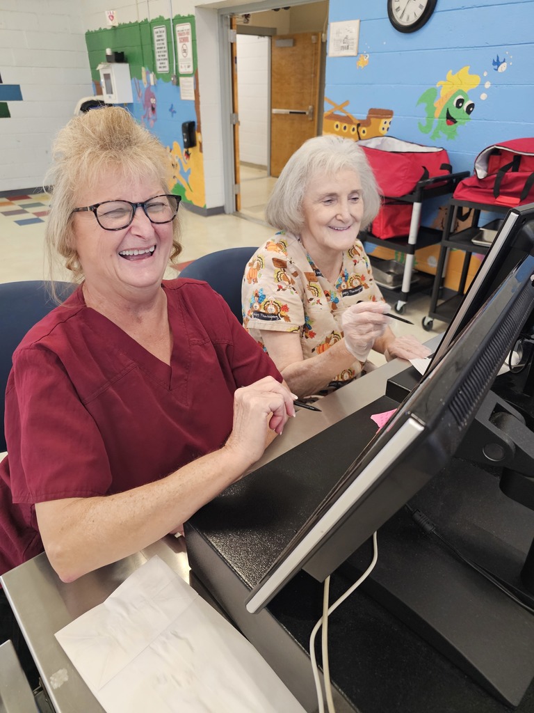 WCP thanksgiving lunch with student in line and lunchladies