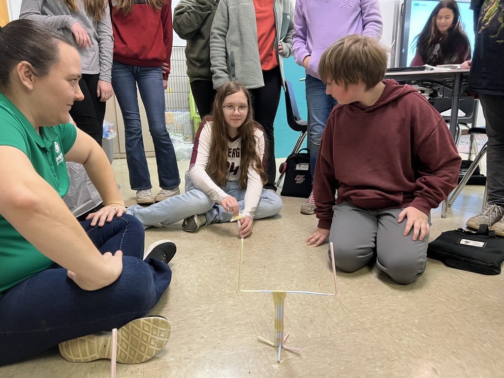 wc students testing stem projects for 4h lesson on agriculture and the superbowl