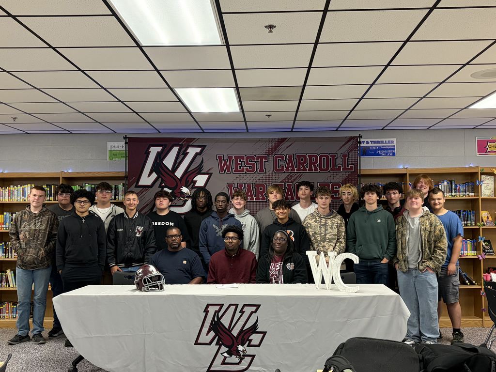 Nigel pictured with football team 