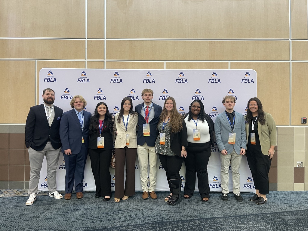 West Carroll FBLA students and Advisors