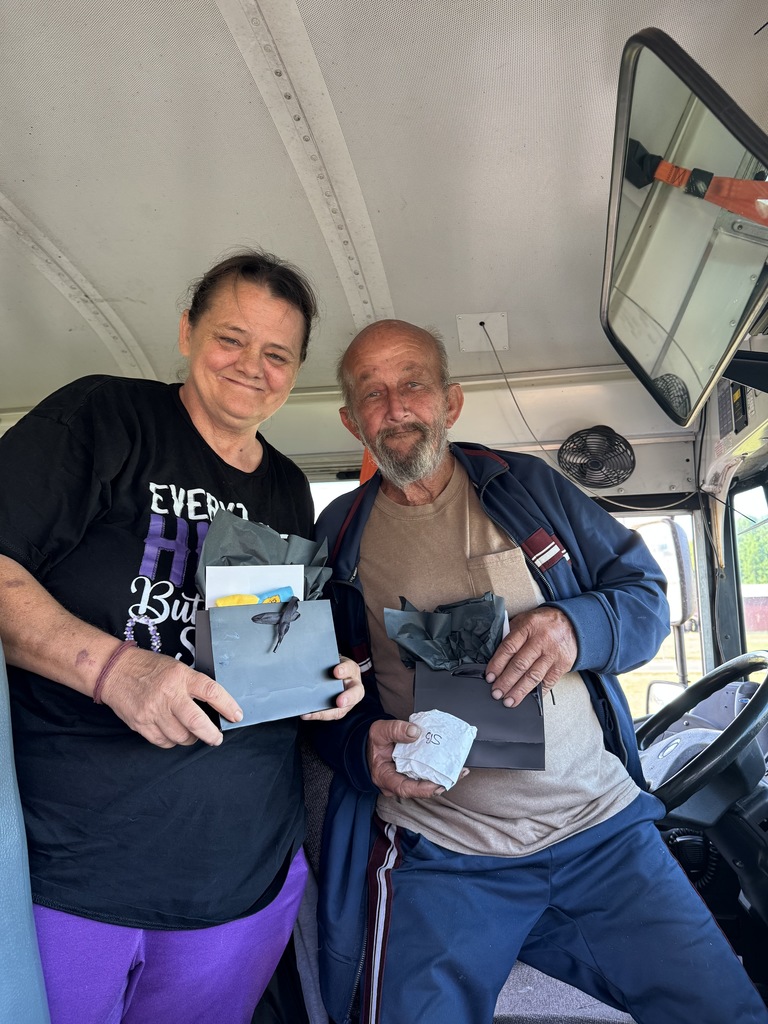 WC bus driver with breakfast and gift of appreciation 