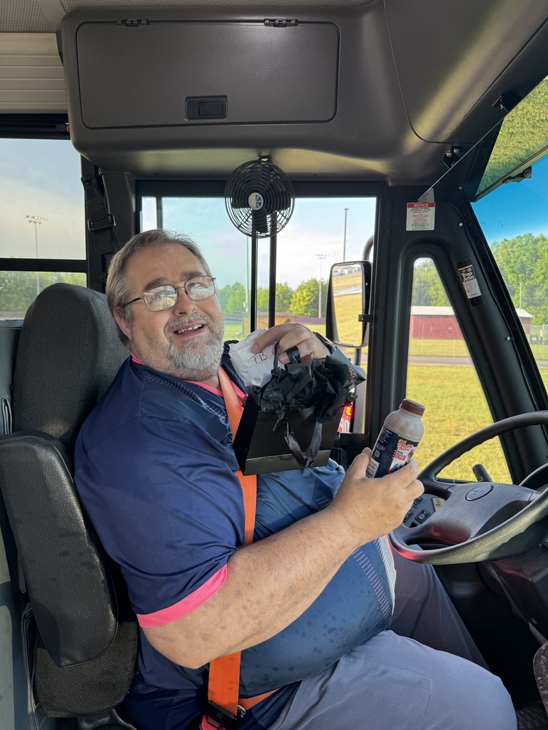 WC bus driver with breakfast and gift of appreciation 