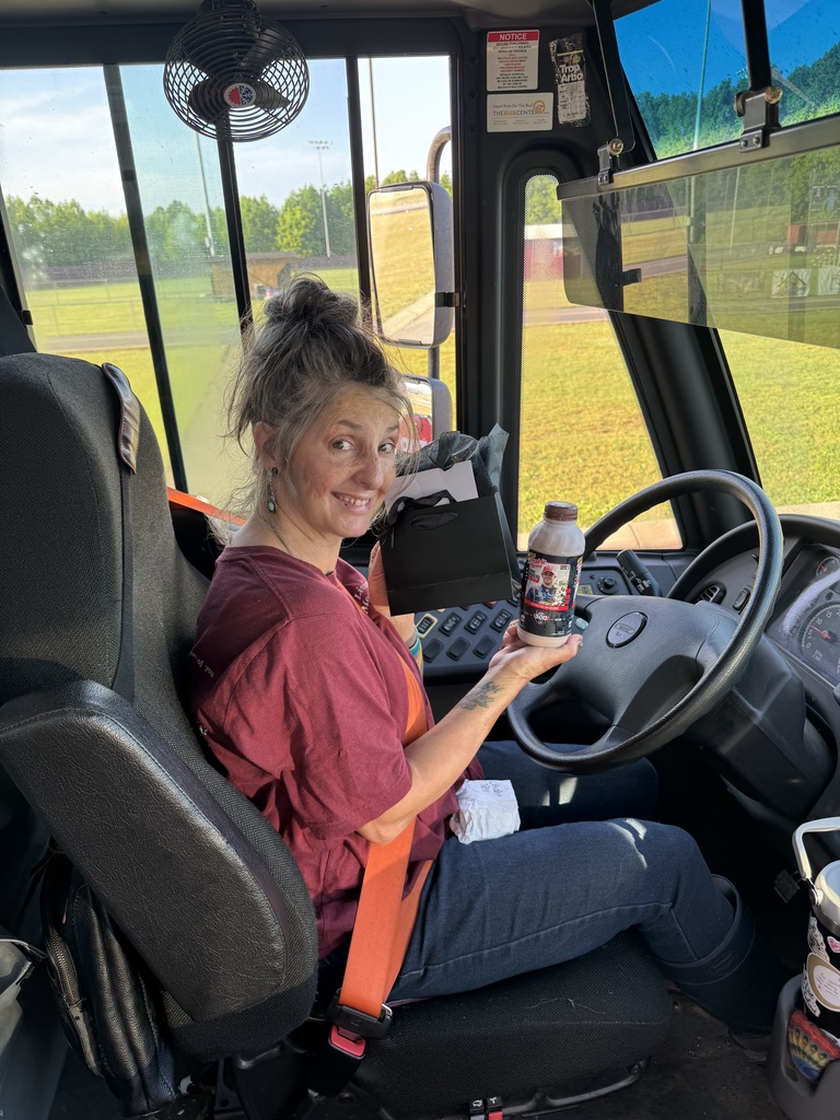 WC bus driver with breakfast and gift of appreciation 